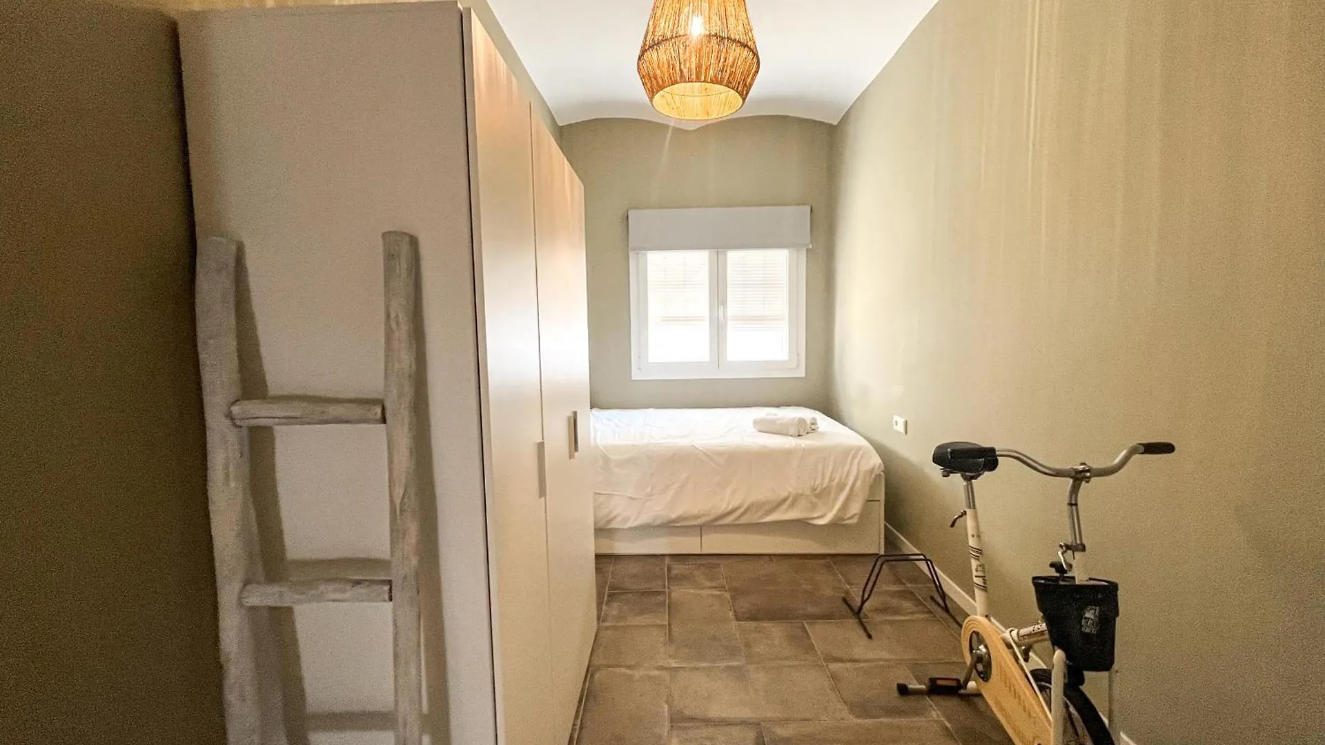 Chic Apartment In Girona Center 0*,